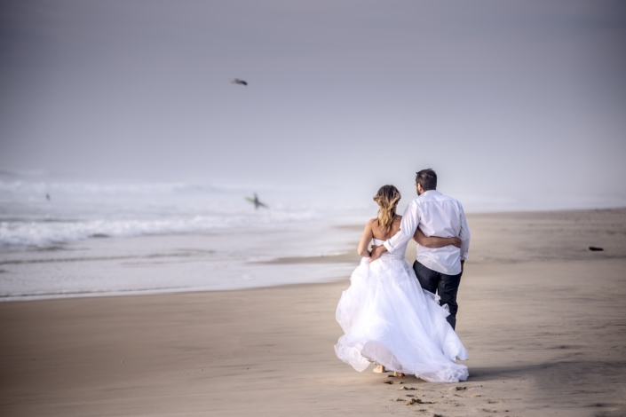 Trash the Dress - Mariée plage océan - Photographe Valérie Jaubert Montauban