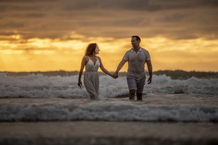 Trash the Dress - Mariée plage océan - Photographe Valérie Jaubert Montauban